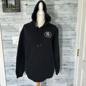BARSTOOL SPORTS WOMEN’S BLACK QUILTED HOODED SWEATSHIRT